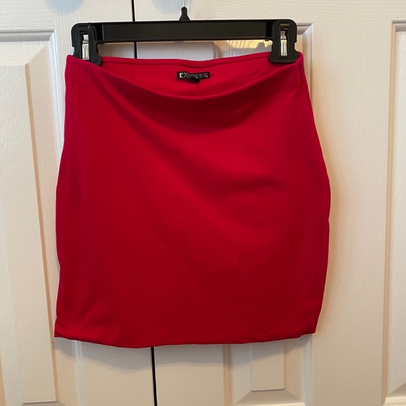 Express mini skirt size XS 
Raspberry pink color - Picture 1 of 3